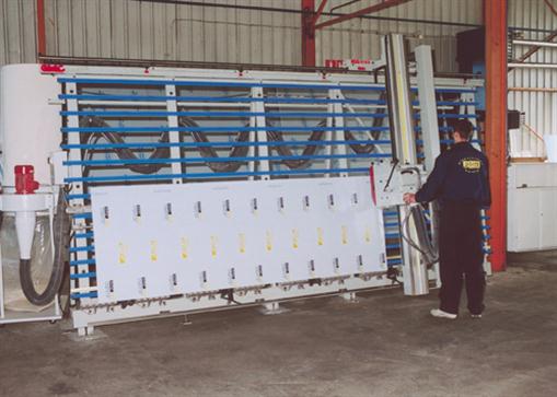 Machine for processing alucobond