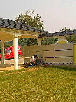 Installation Alucobond gate