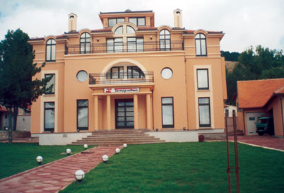 Verwaltungsgebäude des Unternehmens "Termogarding" in Gacko
