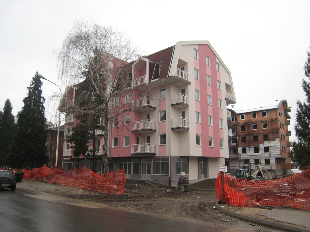 Condominium and bussines building in Doboj