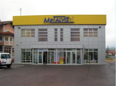 Verwaltungsgebäude des Unternehmens "Metalvis" in Derventa