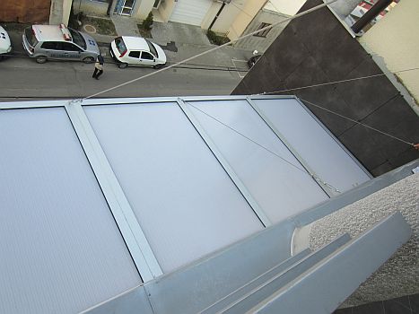 Aluminum carport with lexan infill 2